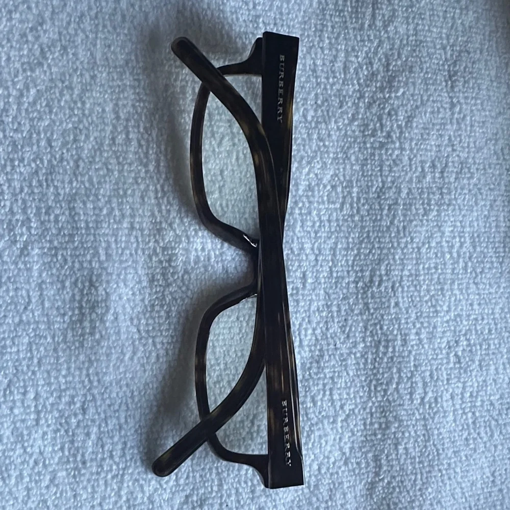 Burberry Kids Tortoiseshell Brown and Black Sunglasses with Logo Case